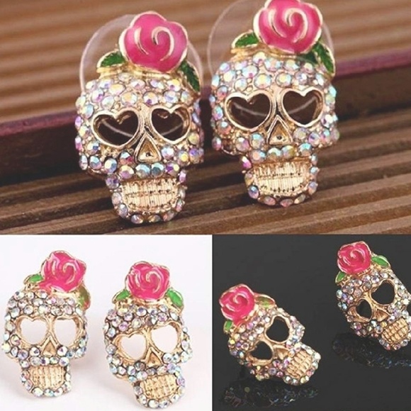 Skull Earings - Picture 2 of 3
